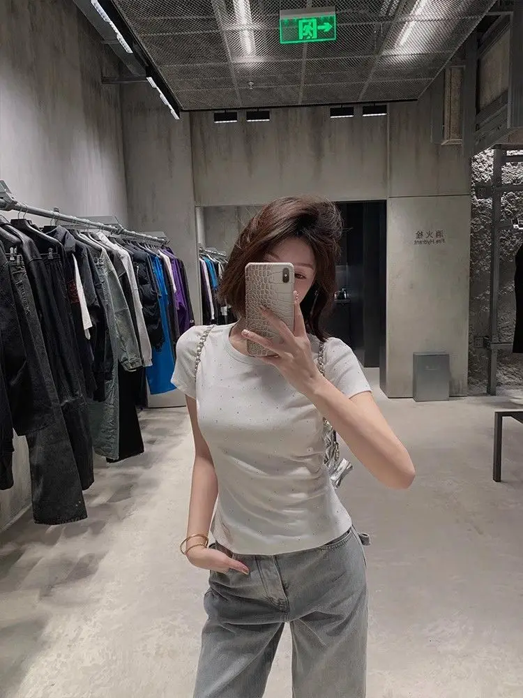 White Ironing Diamond Short-sleeved T-shirt for Women in Summer New Fashionable Round Neck T-shirt Slim Shoulder Top