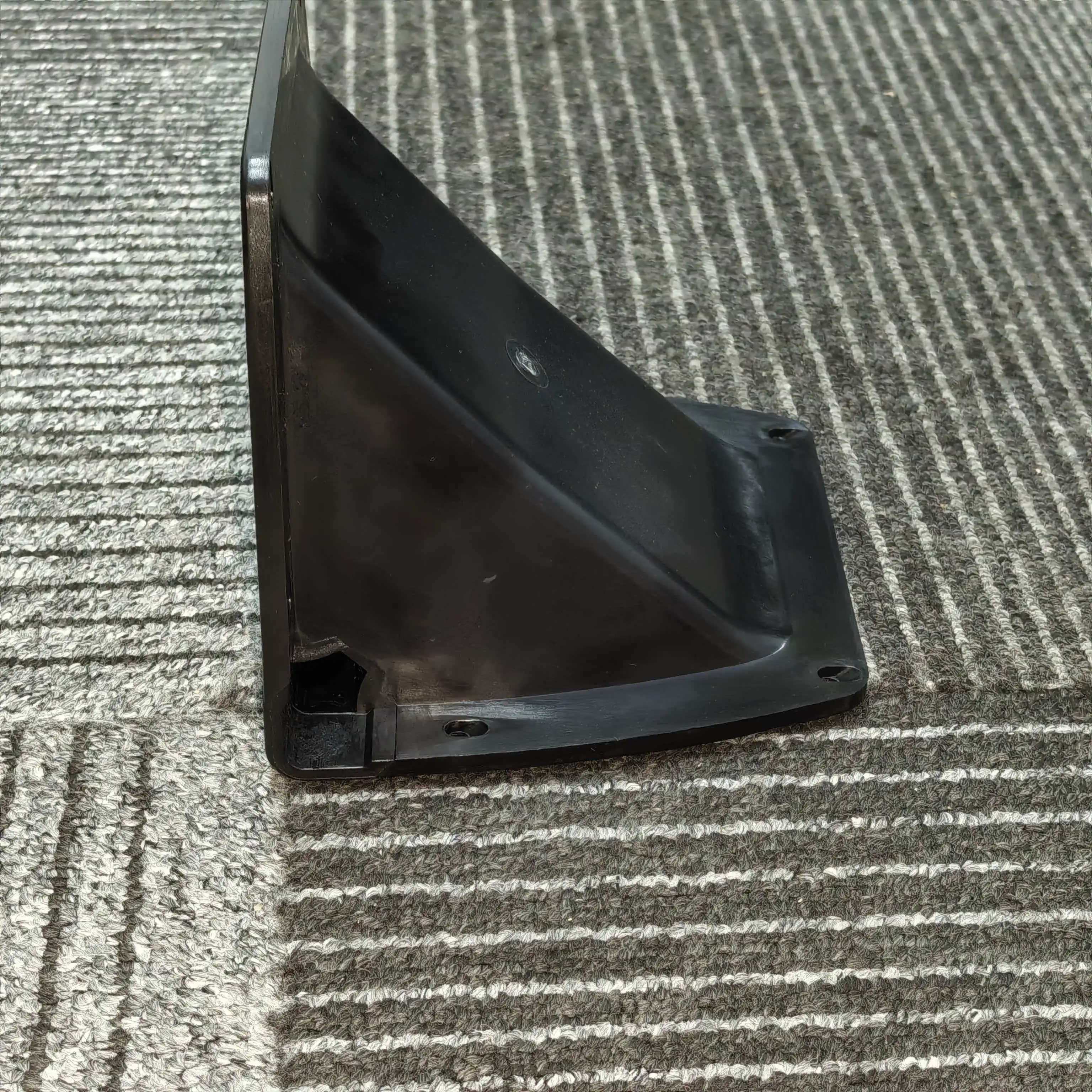 MW Audio Y10P 2 Stück Einbau-Lautsprechergehäusegriff, 162x141x82mm Robuster Ersatzgriff für professionelle Audiogeräte – Detail 5