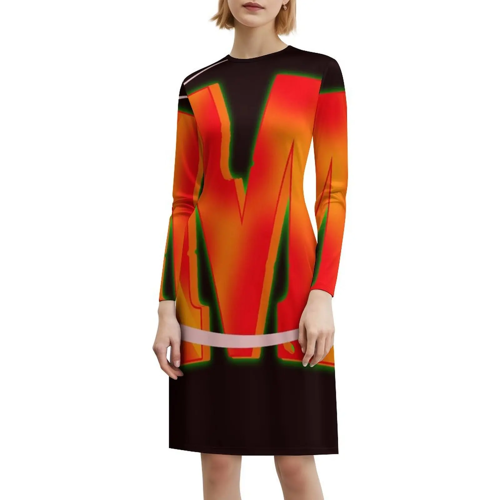 Une lettre majuscule cassée et brûlée M robe décolleté en coeur robe de soirée d'été élégante pour les femmes Big M Brocken M lettre M