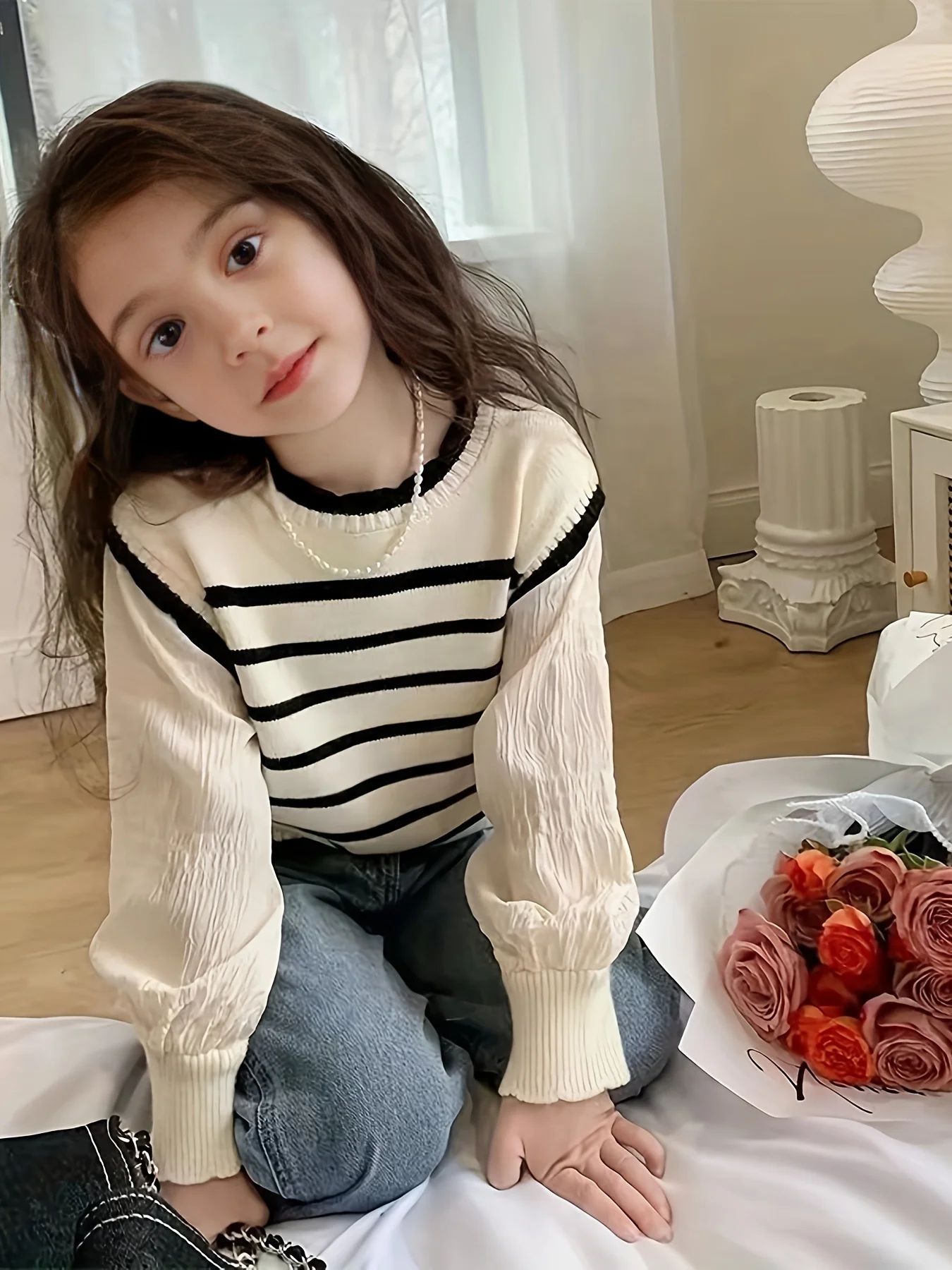 Frühlingskleidung für Mädchen, neue beliebte Strickpullover, gefälschte zweiteilige Chaoli-Oberteile für Kinder, westlicher Stil, Prinzessinnen-Stil, gestreifte All-Match-Kleidung
