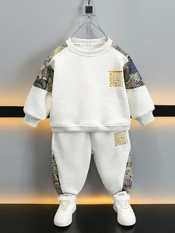 

Крутой модный комплект одежды для мальчиков, новинка 2025, детская одежда, осенняя модная детская толстовка с капюшоном для мальчиков, весенне-осенний комплект из двух предметов