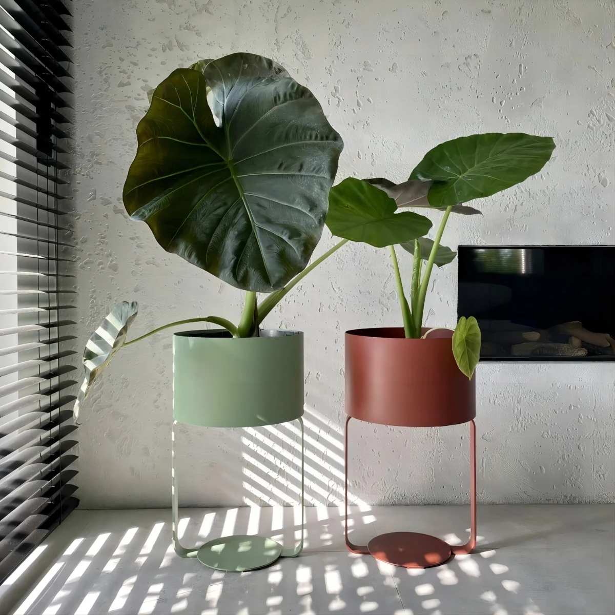 Floor-to-ceiling flower stand, balcony, living room, outdoor small flower pot, Nordic new simple high-end turtle bamboo