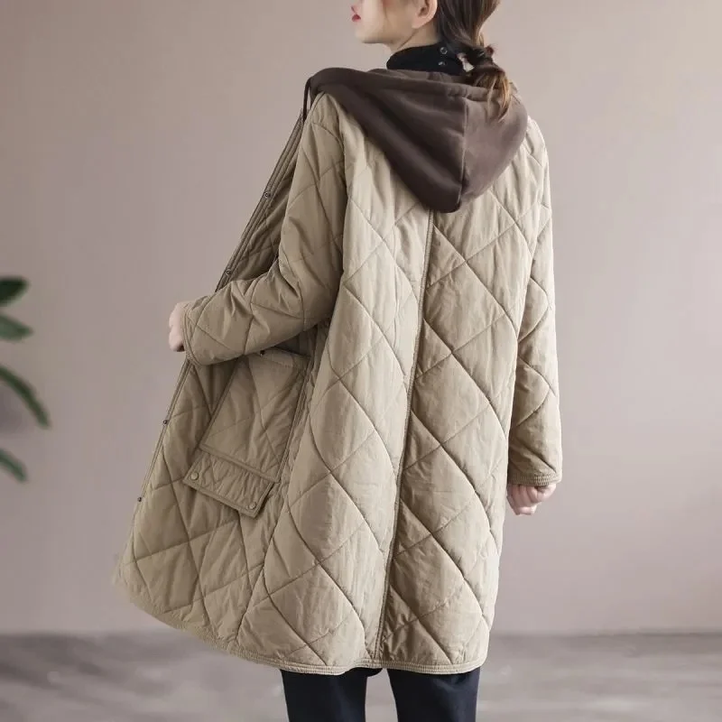 Diamentowa krata puchowa kurtka bawełniana luźna kurtka długa z bawełny jesienna i zimowa z kapturem wyściełana ciepła zapinana na guziki
