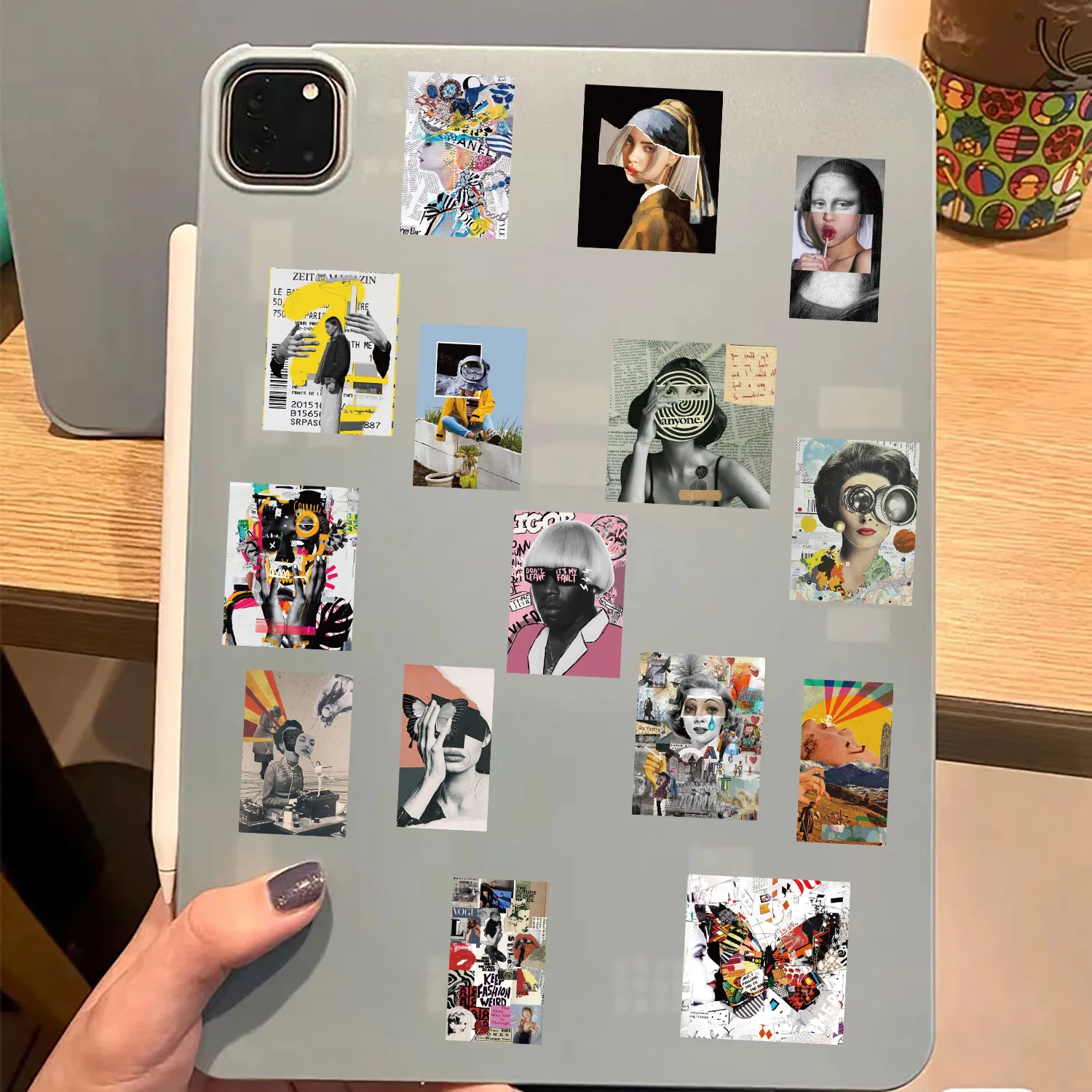 50pcs Cover of Modern Art Magazine Cartoon Graffiti Stickers telefono chitarra Laptop Notebook valigia bottiglie d'acqua impermeabile Stic