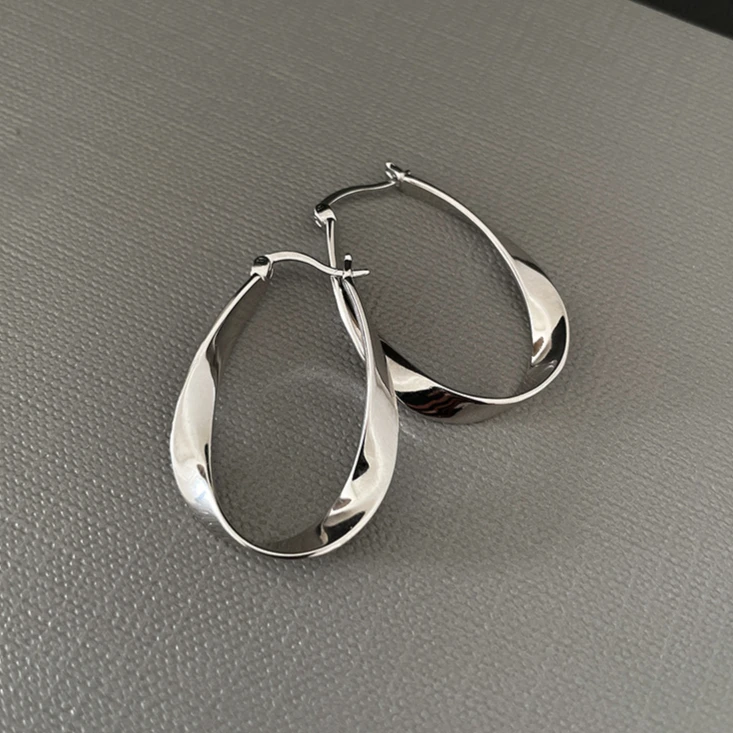 

Real 925 Sterling Silver Geometric Twisted Arc Mobius Strip Hoop Earrings for Women Fine Jewelry Minimalist Accessories