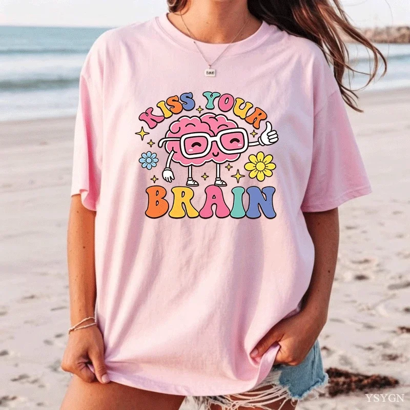 Women Kiss Your Brain Graphic T Shirt Retro Brain with Floral Star Short Sleeve Tops Cotton Ladies Tees Funny Positive Tee