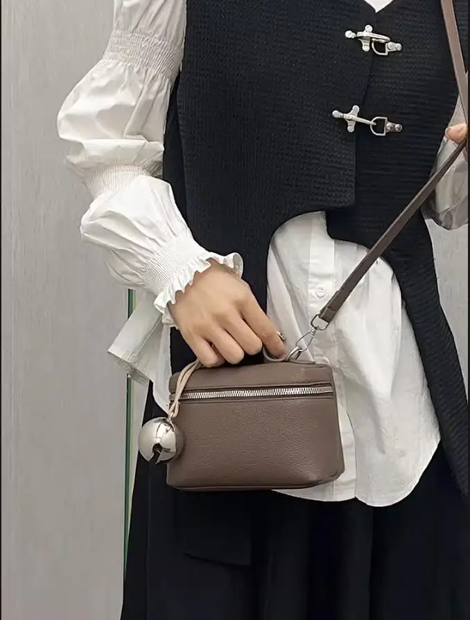 

New Fashion Women Leather Dumpling Bento Bag Female Shoulder Crossbody Tote Cloudy Bag Lunchbox Bag Female Luxury Brand Style