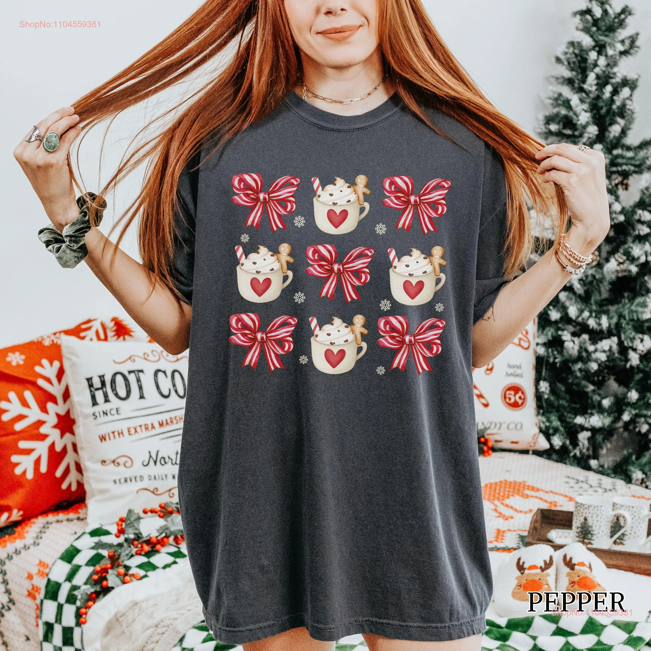 弓ホットチョコレートバレエコアクリスマス Tシャツガーリーフェミニンクリスマスレトロな雰囲気ホリデーモカ w シャツガール s 彼女のための