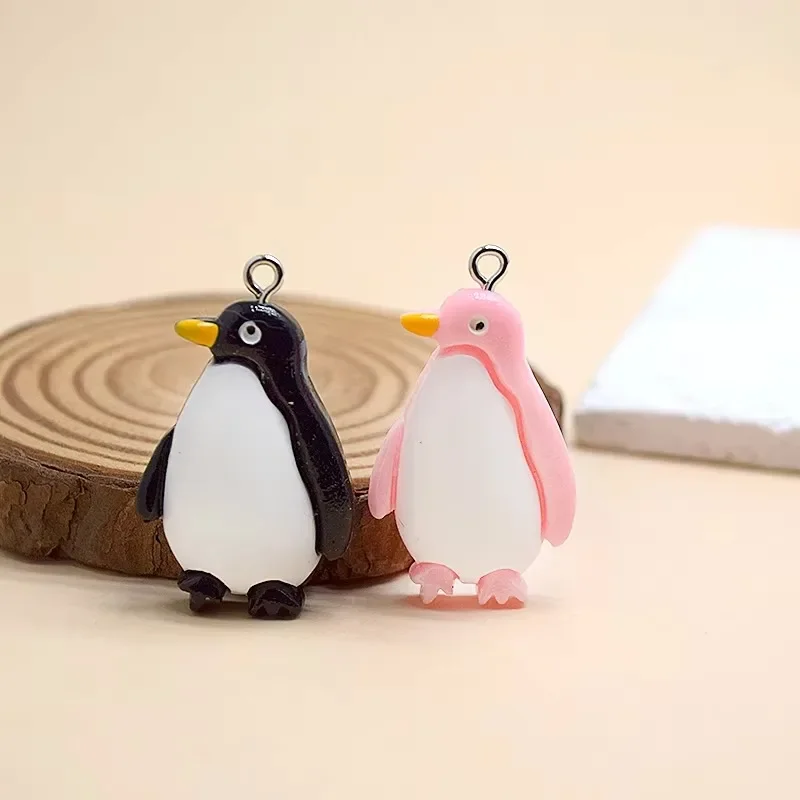 10Pcs Flatback Cartoon Penguin Resin Charms Kawaii Couple Animal Pendants DIY Findings For Handmade Cute Earrings Keyring