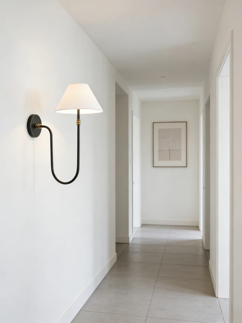 American White Cloth Lampshade Black Metal Sconce E14 Bulb