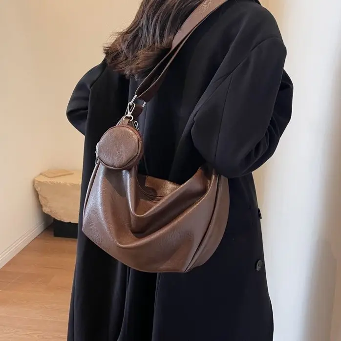 Large Capacity High-Quality For Women Versatile New Fashion Niche Design Wide Strap Single Shoulder Crossbody Dumpling Bag ANI