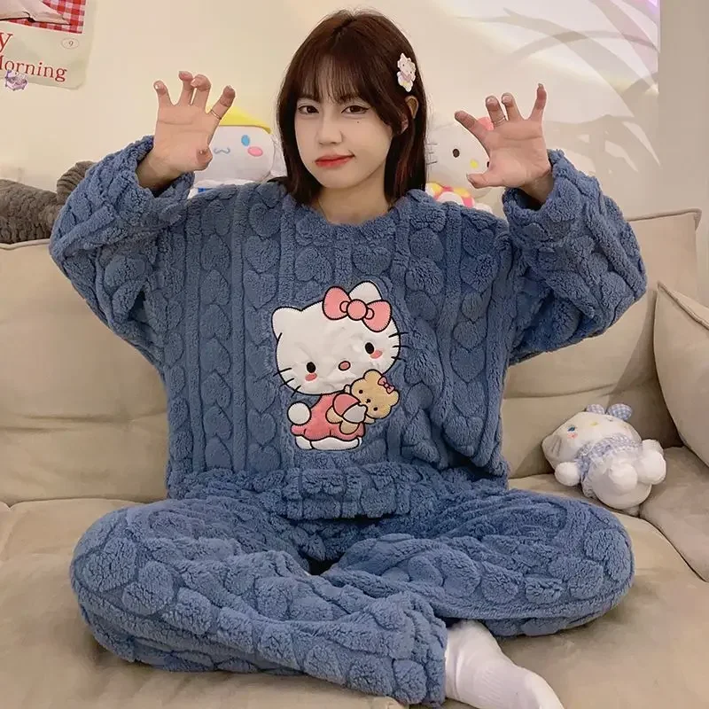 Sanrioed Kawaii 2 قطعة مجموعة بيجامة قطيفة مرحبا كيتي Pochacco الكرتون أنيمي الشتاء النساء Homewear الشتاء رشاقته الفتيات الدفء