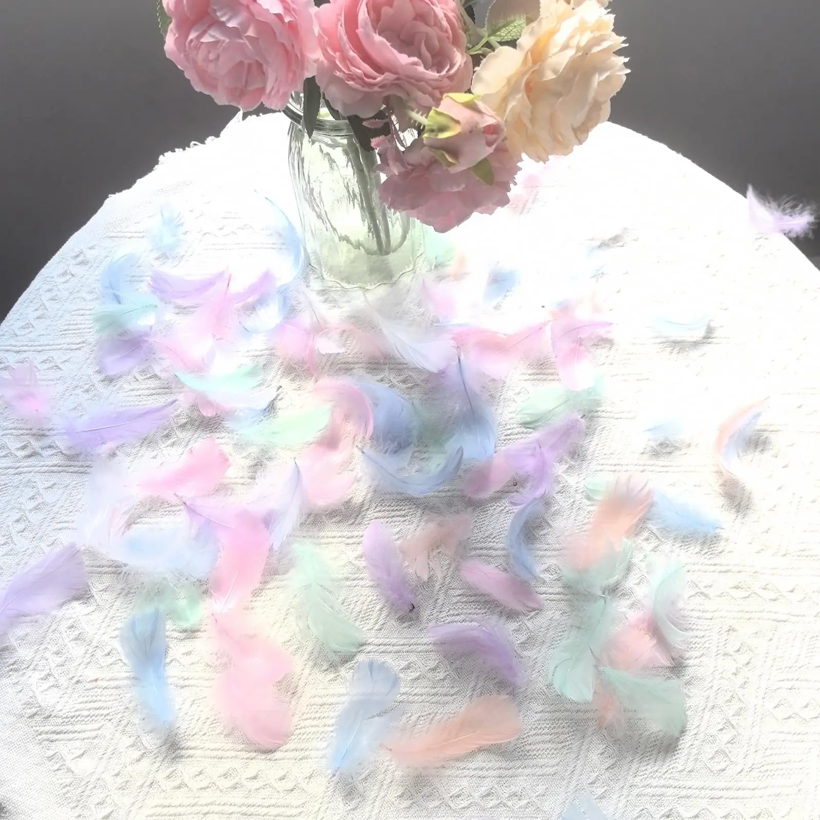 100 個のカラフルなガチョウの羽 4-8 センチメートル小さな柔らかい羽結婚式の装飾ステージフェスティバルギフトボックスドリームキャッチャー DIY 工芸品