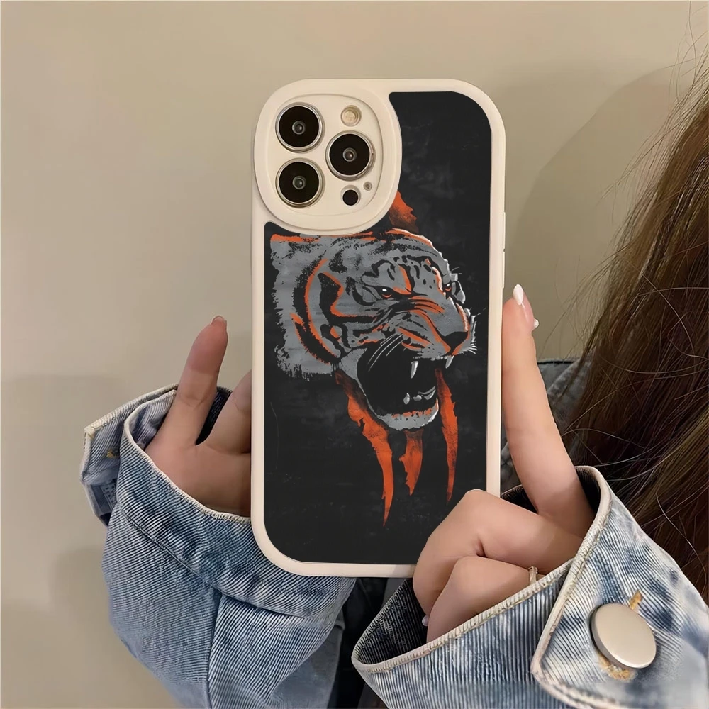 Чехол для телефона Mighty Tiger в китайском стиле, новинка 2025 года, силиконовый чехол из овечьей кожи для iPhone 16, 15, 14, 11, 12, 13 Pro Max Mini X XR XS 8 Plus Funda Чехол для телефона Mighty Tiger в китайском стиле, новинка 2025 года, силиконовый чехол из овечьей кожи для iPhone 16, 15, 14, 11, 12, 13 Pro Max Mini X XR XS 8 Plus Funda