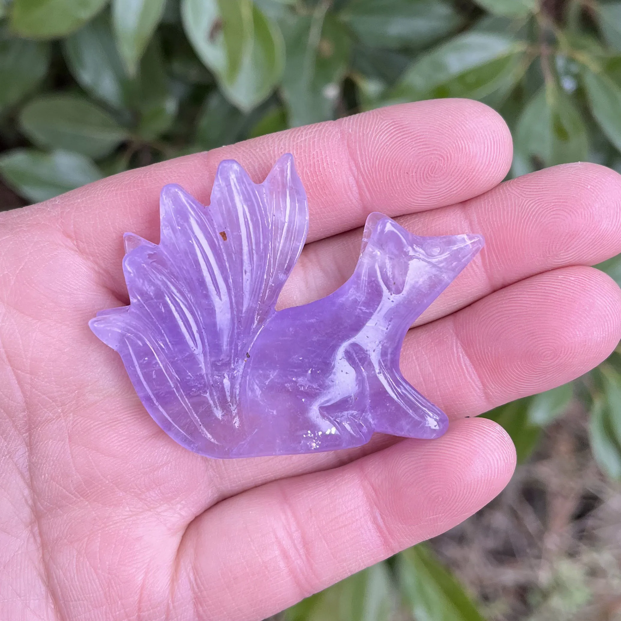 

Natural lavender amethyst carved nine-tailed fox small ornaments are lifelike in nature