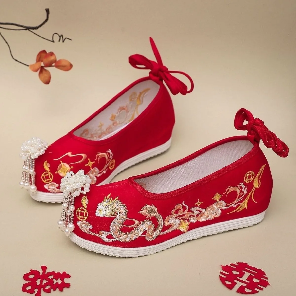 

Height Increase Ancient Dance Shoes New Hanfu Shoes Women Student Ancient Style Embroidery Han Element Ankle Boots for Women