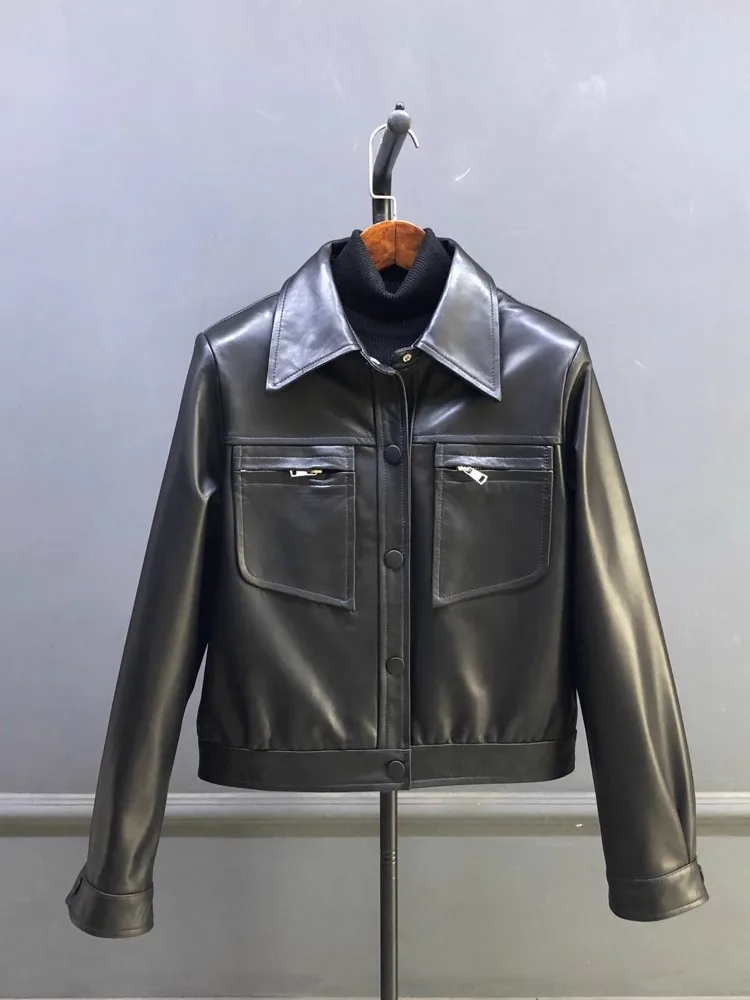 Damska kurtka motocyklowa z prawdziwej skóry owczej, krótki płaszcz, kwadratowy kołnierz, jednorzędowa, dopasowany krój, skórzana odzież wierzchnia, casual.