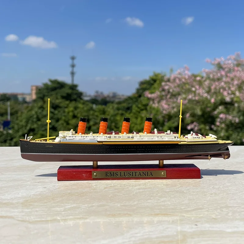 1:1250 Transatlantic Luxury Cruise Ship Lusitania Model Toys Adult Fans Collectible Gifts Souvenir