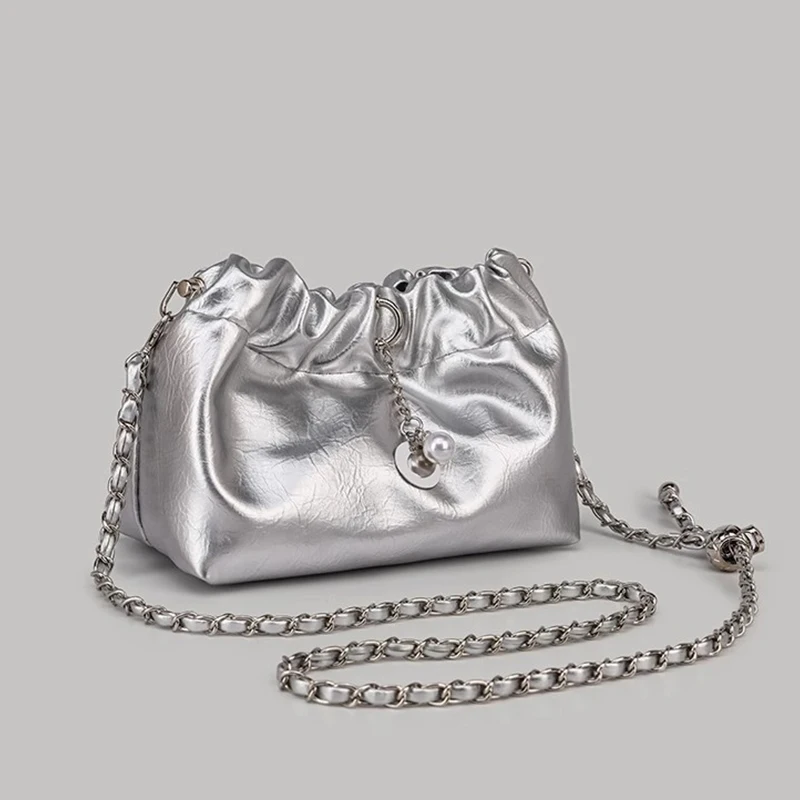 

Серебряная сложенная сумка-масло с цепочкой для женщин Y2K, сумка через плечо в форме облака, летняя повседневная сумка из полиэстера с магнитной застежкой
