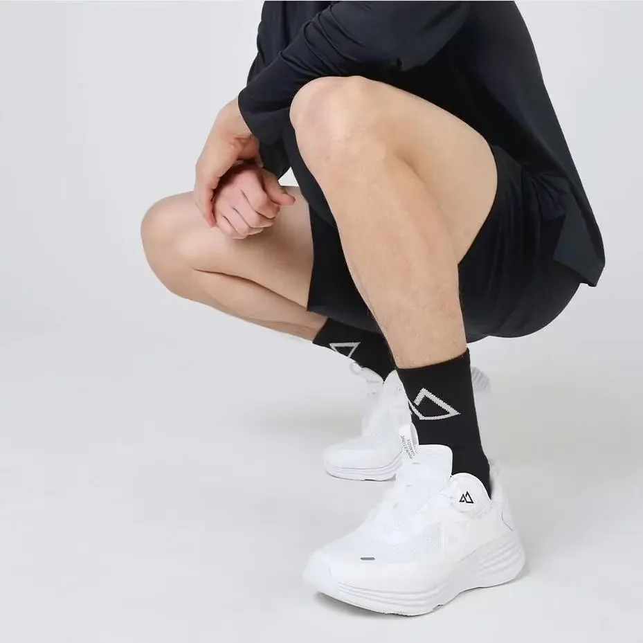 Men Golf Shoes Outdoor Light Comfortable Soft Breathable High Elastic Shock-cushioning Roin-button Sneakers for Couple