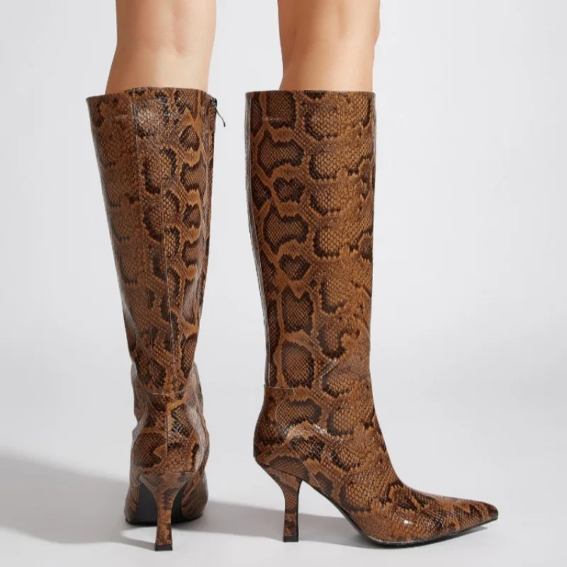

Новые сексуальные сапоги до колена с узором крокодила/змеи, женские осенне-зимние модные длинные сапоги с острым носком на боковой молнии, размер 35-43