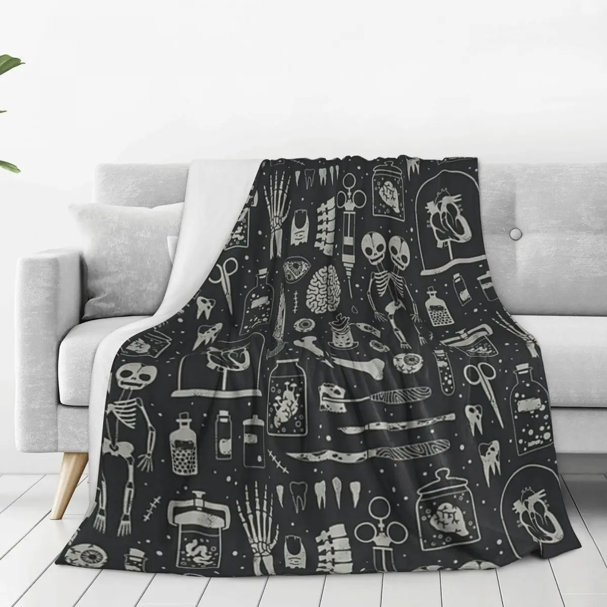 Curiosities Bone Skull Blankets Fleece Lightweight Sofa Throw Blankets For Couch Bedding Travel Throws Bedspread Quilt