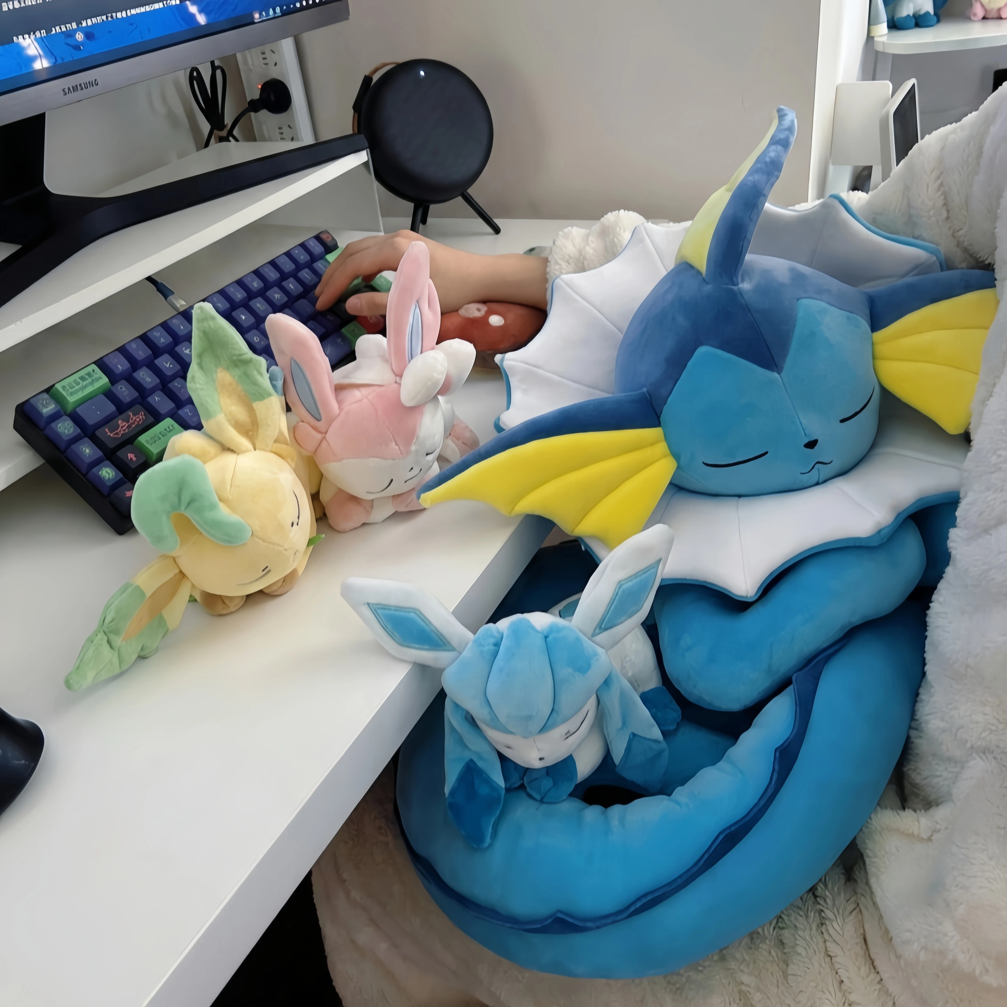 

Pokemon Eevee Sleeping Vaporeon Plush Sylveon Peluche Toy Leafeon Glaceon Charizard Plush Peluche Toy Piplup Gengar Plush Doll