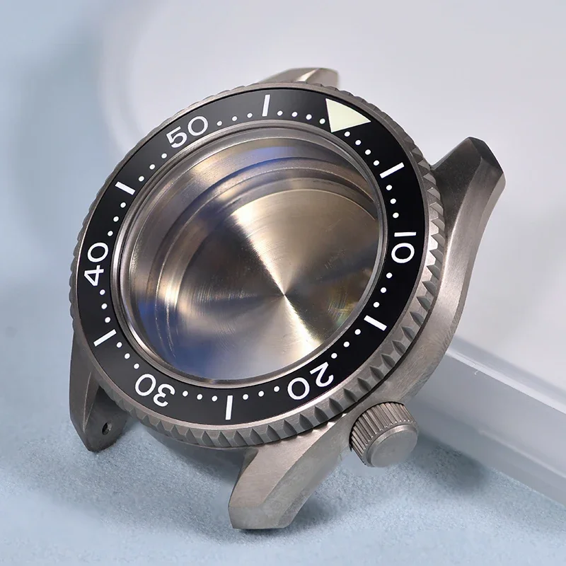 heimdallr-montre-de-plongee-boitier-en-titane-verre-saphir-pour-nh35a-nh36a-mouvement-automatique-super-lumineux-eau-200-resistant