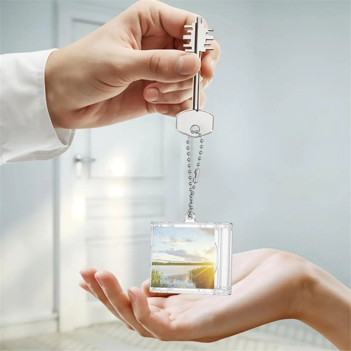 PHONE&GEAR 20 Pcs Mini NFC Function Cd Keychain Album Cases with Mini CD, Cd Cases DVD Cover for DIY Backpack Hanging Decor Gif