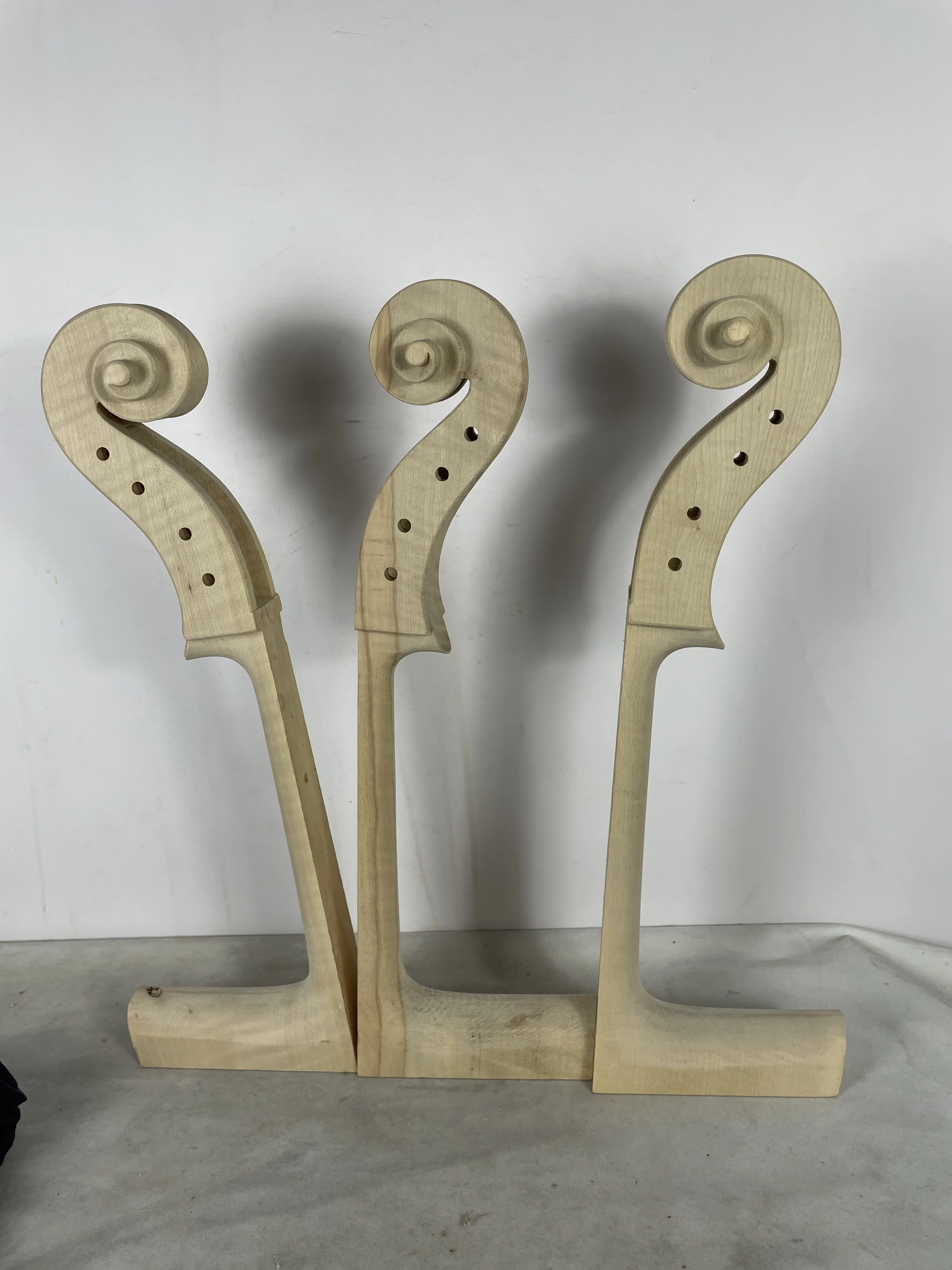 

Hand Carved Flamed Maple White Cello Neck, 4/4 Full Size, Viloncello Head, Professional Parts, Accessories, High Quality, 1Pc