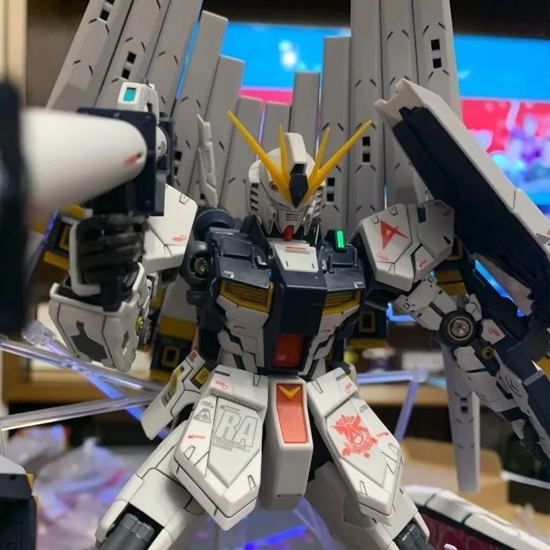【REISSUE】DABAN MG 1/100 6619 V Fighter Ver.Ka De versie met zwevend kanon heeft een eenvoudig platform Assembleer modelbouwset Speelgoedcadeau