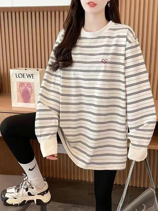 

Теплый свободный свитшот больших размеров с флисовой подкладкой, в полоску, скрывающий живот, модный корейский стиль, женский, с длинным рукавом, круглым вырезом