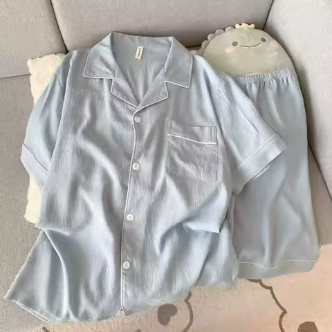Conjunto de Pijama Masculino Slim Fit Novo para Jovens, Cor Sólida, Camisa de Manga Curta com Lapela e Shorts Elásticos, Pijamas de Verão para Descanso e Dormir