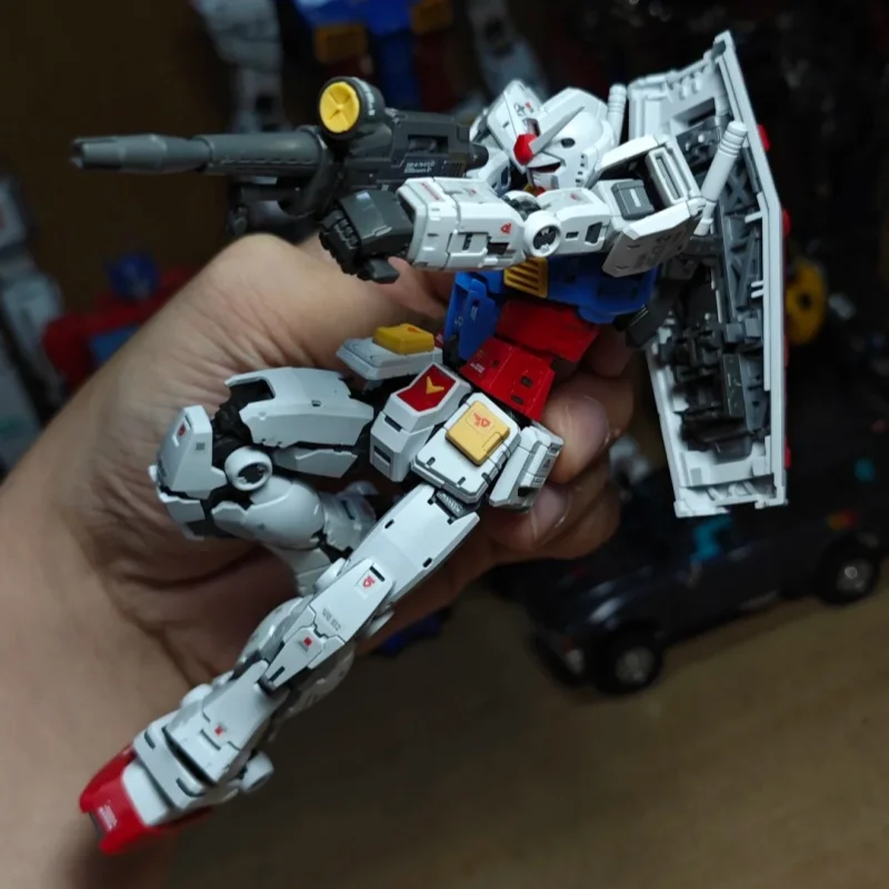 ชางหลงรุ่น 5501 RG 1/144 Rx-78-2 Ver 2.0 ชุดประกอบข้อต่อที่สามารถเคลื่อนย้ายได้คุณภาพสูงสะสมหุ่นยนต์รุ่นเด็กของขวัญ