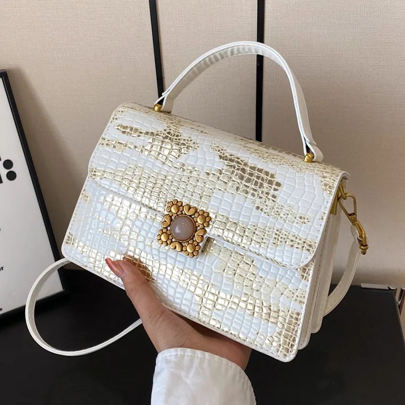 2024 Fashion Women Crocodile Pattern Pu Leather Messenger Bags Designer Women White Blue Flap Shoulder Bags High Quality Clutch