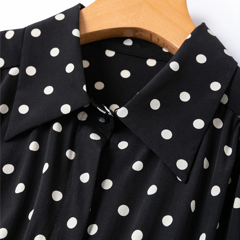 

BirdTree-93%Silk 7%Spandex Double Crepe Elegant Shirt, Sleeveless Dot Print, Women Casual Loose Blouse, 2026 Summer New T66496CC