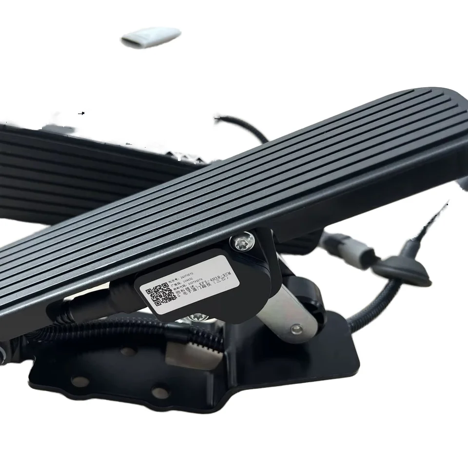 EF5-4H38-Electronic Accelerator Pedal (three Cores) for Crawler Cranes
