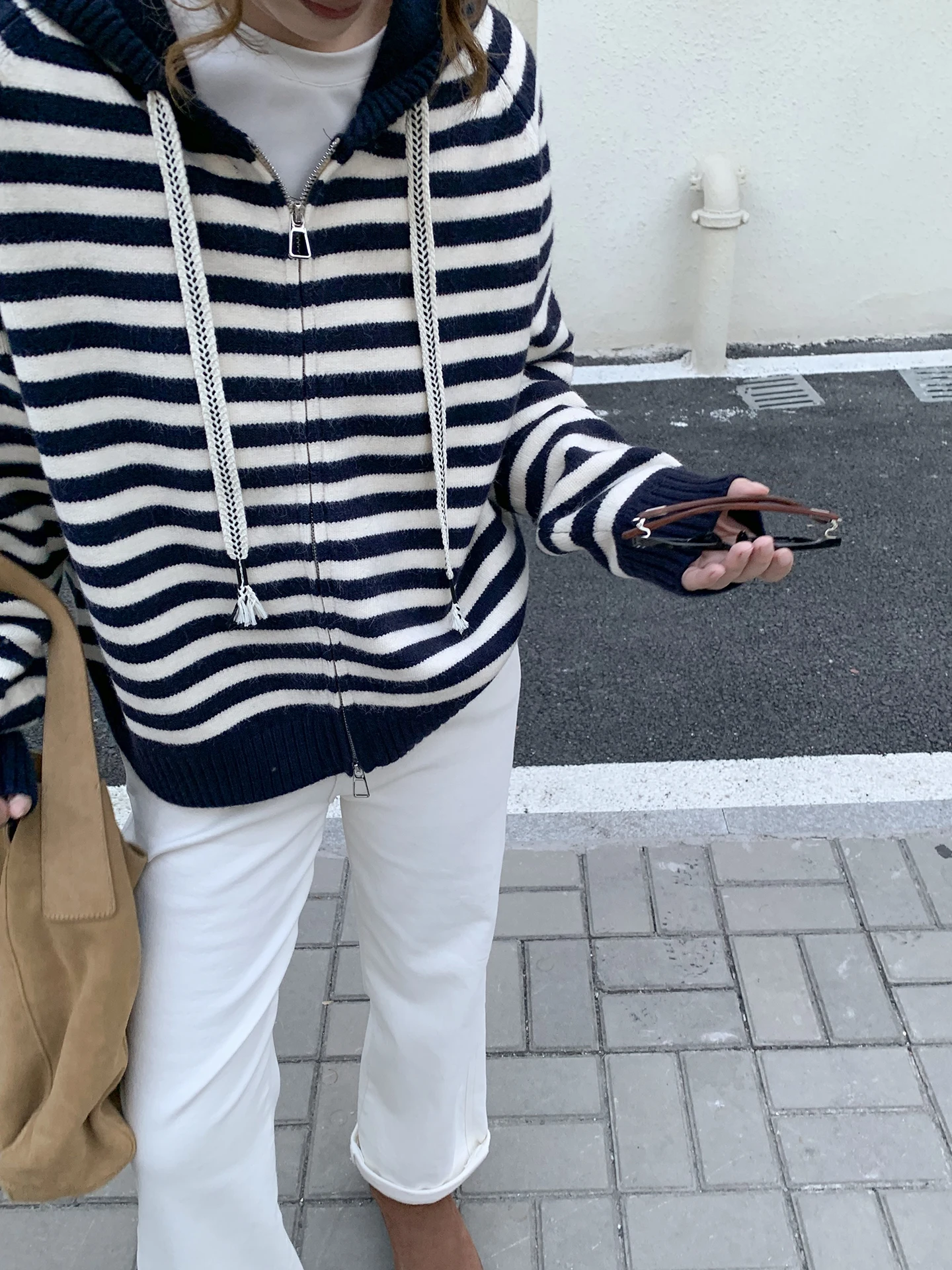 

ELINSU Women's Knitted Open Cardigan Hooded Striped Loose Casual Autumn Winter Zipper Sweatirt Outerwear Thi Warm Commute...