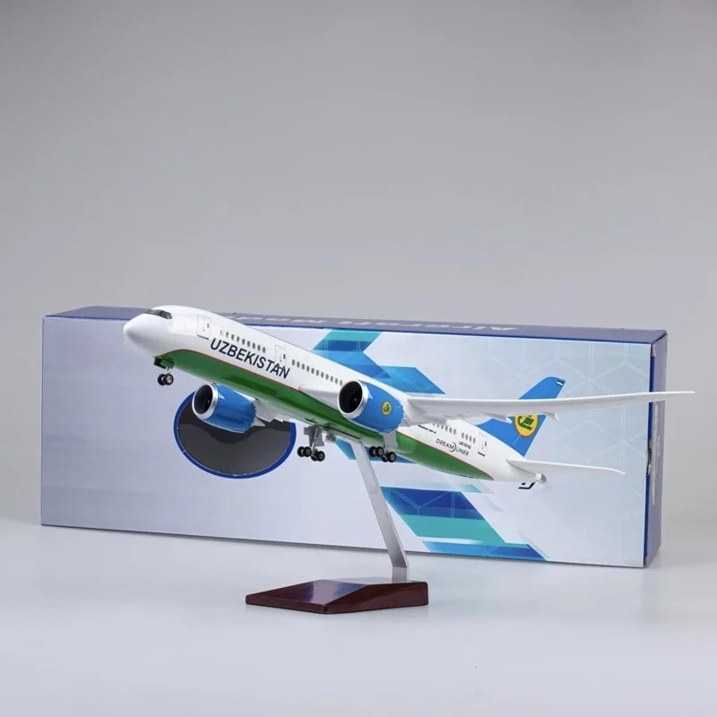 

1:130 Scale Aircraft 43cm Uzbekistan Airline B787 Resin Diecast Airplane Toy With Light And Wheels Aviation Collection Aircraft