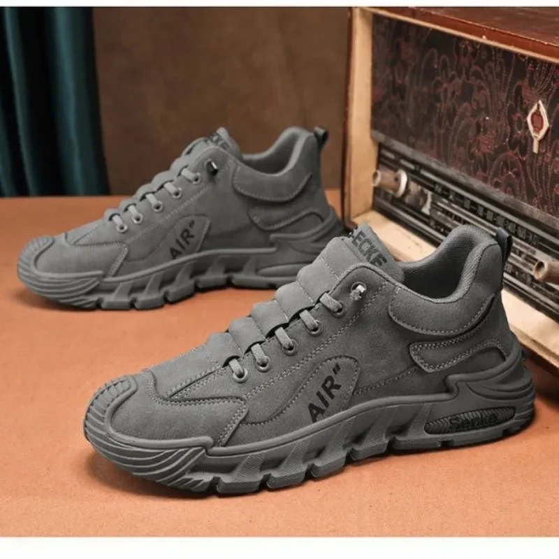 

2025 Fall Fashion Men's Casual Shoes Black Simple Breathable Board Shoes Wearable and Comfortable EVA Jogging Shoes