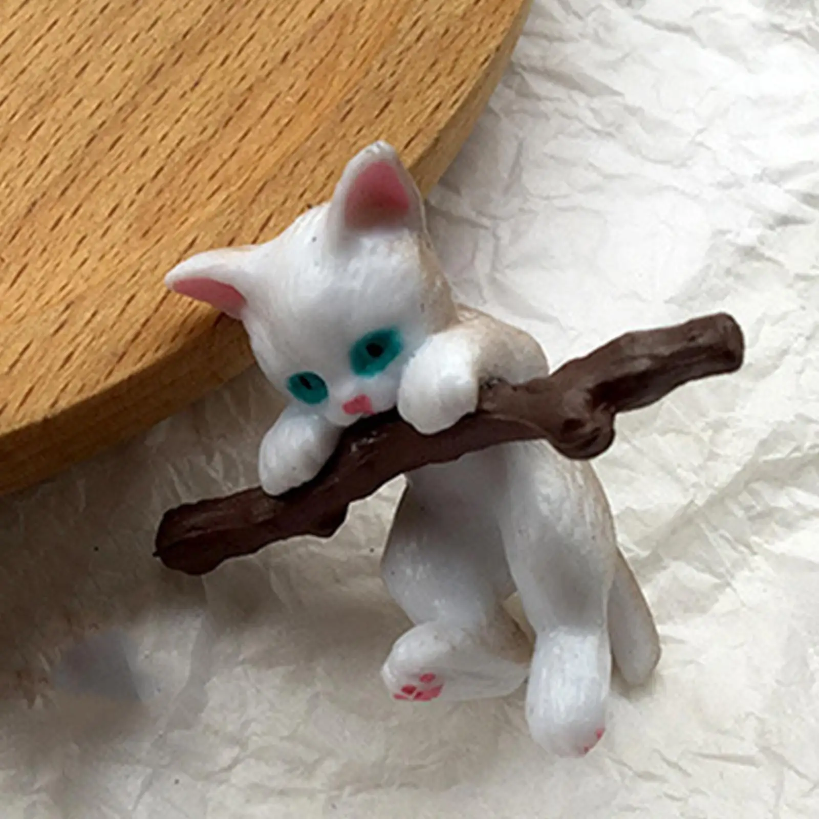 Cute Branch Cat Car Pendant Resin Car Interior Decor Hanging Decoration