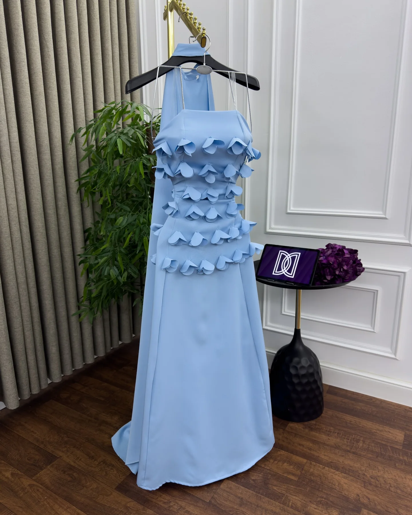 Customized Evening Dress Exquisite Flowers Jersey Strapless Sleeveless Prom Gowns A-Line Shawl Watteau Train Party Dresses