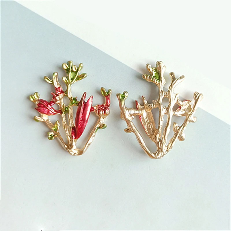 14pcs Mix Color Alloy lilac thinly painted leaves branches Pendant for Jewelry Making DIY Necklace Bracelet Accessories