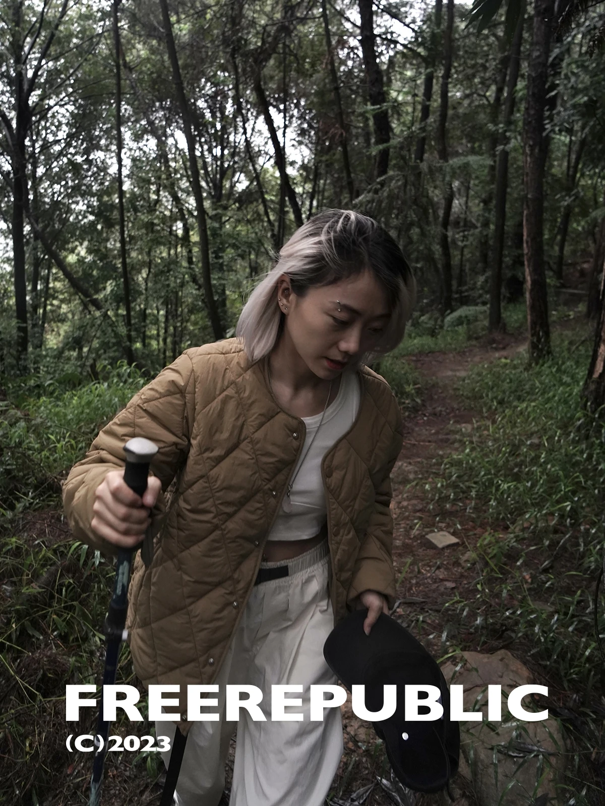 

Outdoor Lightweight Warm Cotton Jaet round Ne Inner Couples Coat Winter Cold Proof Breathable Polyester Fiber