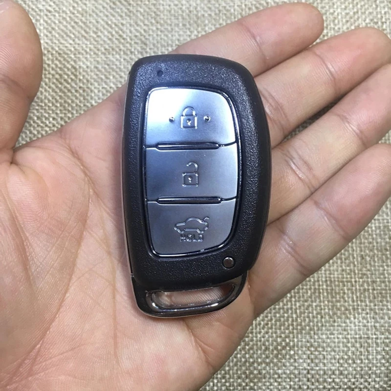 

Car Keyless Smart Remote Key 433MHZ with ID46 chip for Hyundai IX35 ix-35 Tucson Verna Elantra Intelligent Remote Key