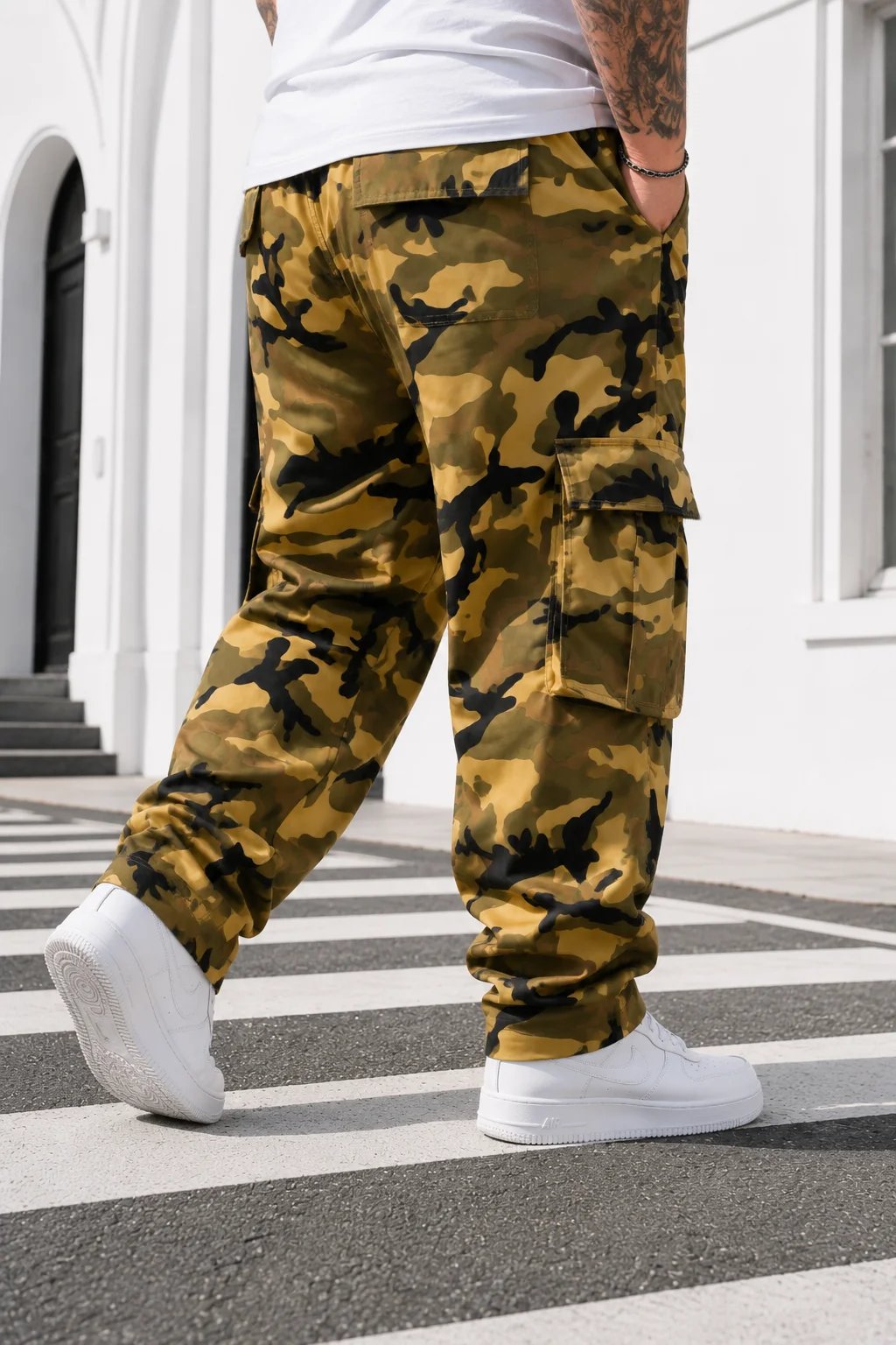 plus Size Men's Camouflage Work Pants with Foldover Pockets And Adjustable Waist Cord for Casual Wear Comfortable Design for Dai