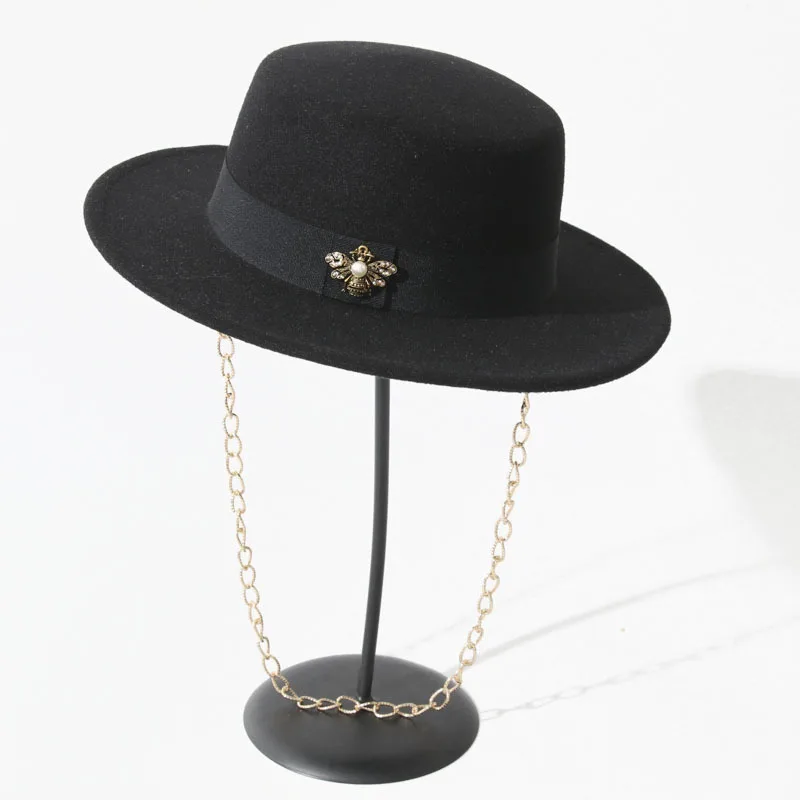 Fashion Fedora Hat Unisex Flat Top Hat RUS Hot Sale Ribbon Decorative Hats Autumn Winter Outdoor Chain Elegant Hats