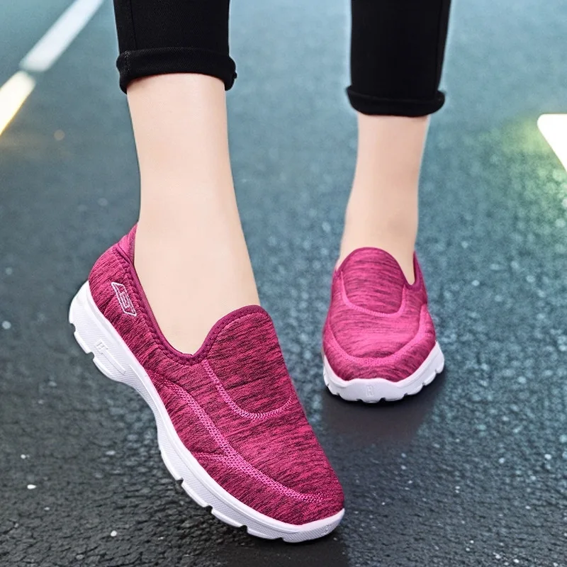 

2025 Hot Seller New Women Light Shoes Soft Soled Breathable Sneakers Casual Middle Elderly Shoe Couple's Anti Slip Comfort Shoes