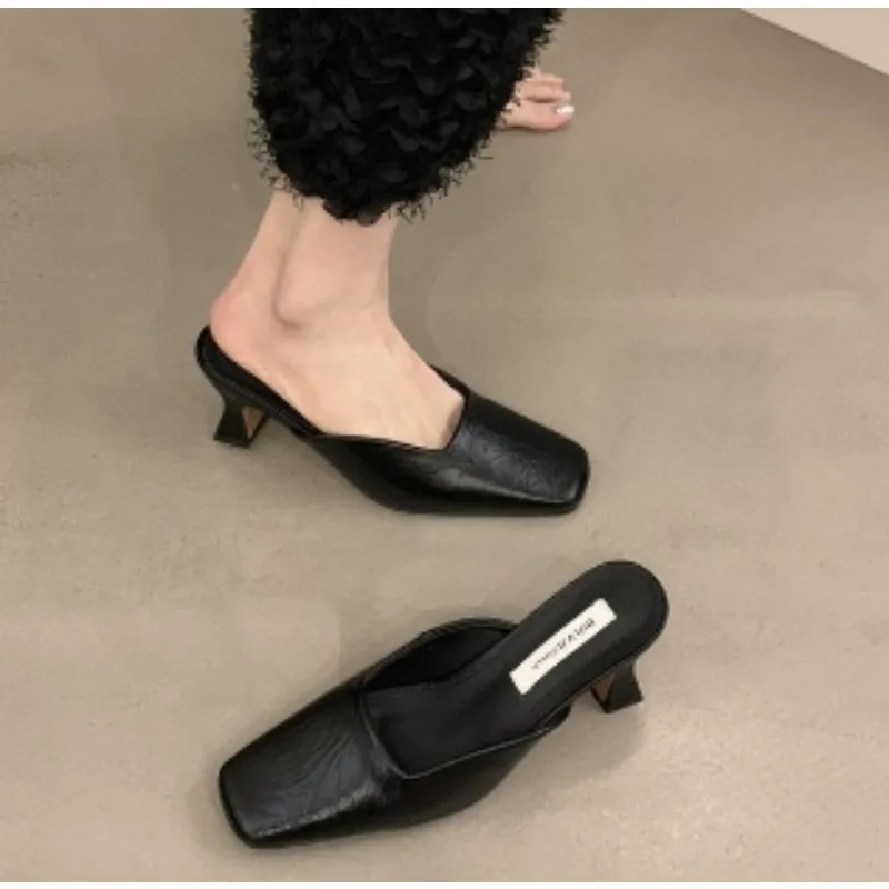 أحذية فاخرة بكعب عالٍ صنادل صيفية شباشب نسائية الاتجاه ساحة تو أحذية Slingback أنيقة جديدة أحذية جلدية Zapatos Mujer