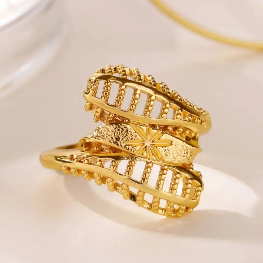 Hollow Geometric Rings for Women‌ Gold Color Stainless Steel Feather Adjustable Ring Durable Rust-Resistant Party Jewelry Gift